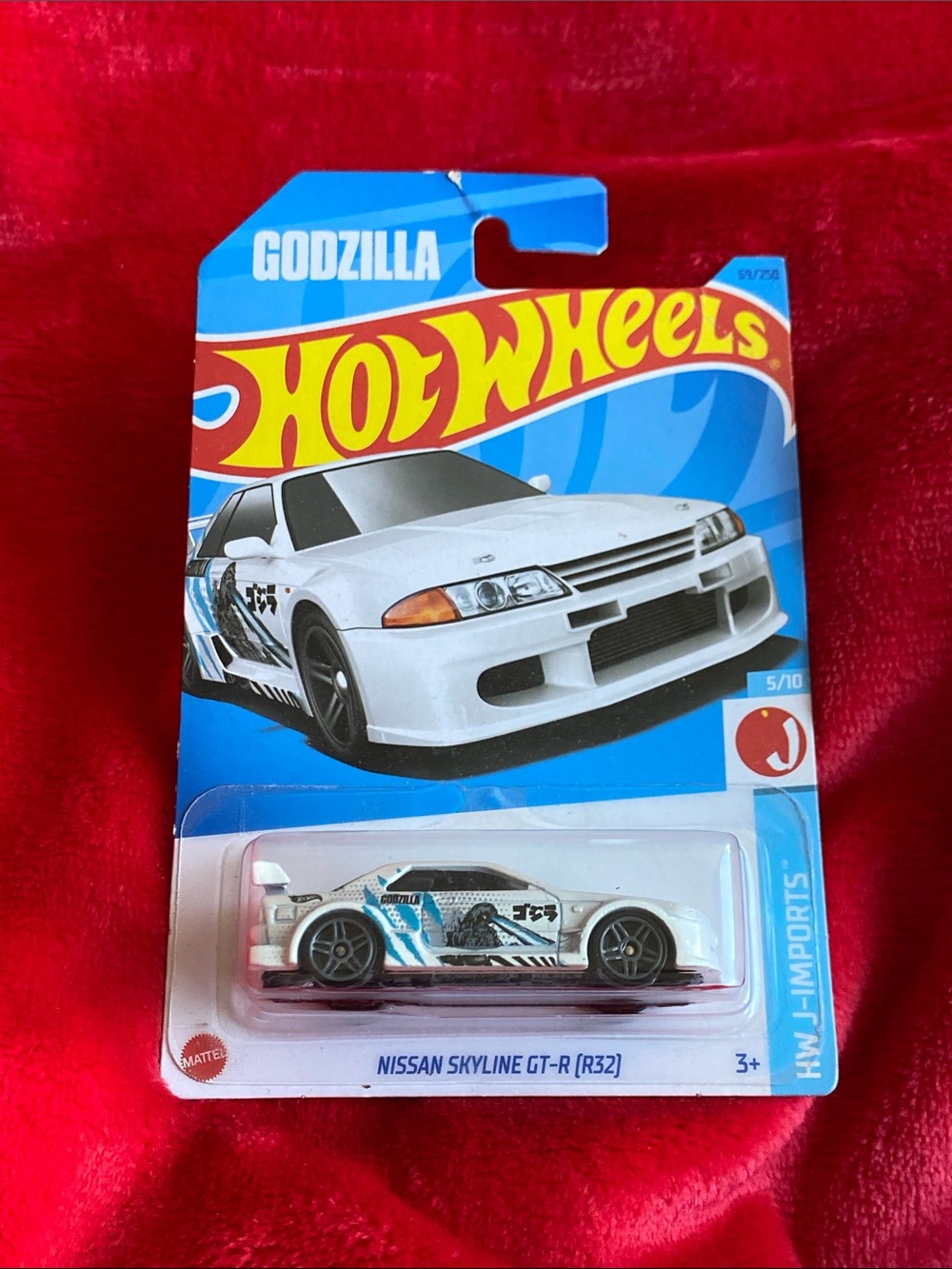 ⭐️4/$36⭐️ Hot Wheels Nissan Skyline GT-R (R32) White with Blue & Black Accents